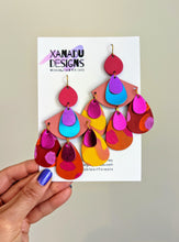 Load image into Gallery viewer, Tropicana Statement Earrings
